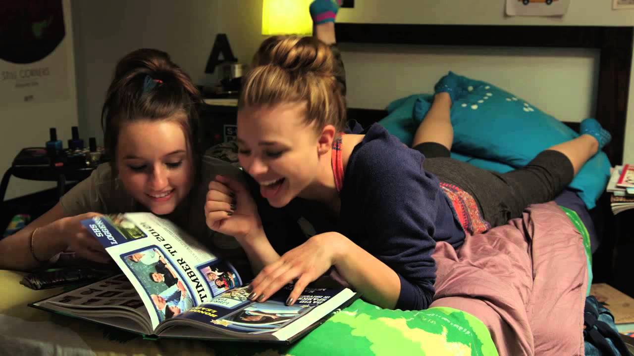 Miniature de la vidéo GIRLS ONLY bande annonce VF du film Girls Only