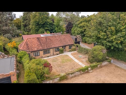 Long Roofs, Commonwood, Kings Langley, Hertfordshire, WD4  - For Sale