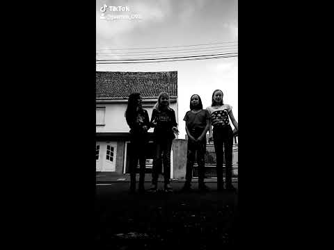 Meine Freunde und ich mache tiktok😂