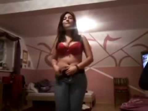 Funny music videos - Sexy Sonia dance