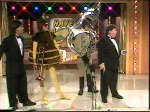 'Fright of The Bumblers' - Have A Go Show - Channel 7 1987