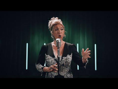 Esperanza Fernández - De Plata y Oro (Video Oficial)