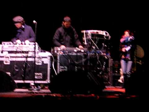 Insintesi & Alessia Tondo." PIZZICA DI ARADEO". Focara di Novoli (Lecce) 2010