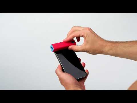 MoMA Touchscreen Mist Cleaner - Blue