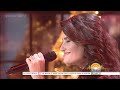 Idina Menzel Performs 'White Christmas' (2014)