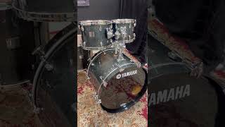 Video thumbnail for Yamaha Maple Custom Absolute Nouveau Drum Set in Black Sparkle by Drum Flip