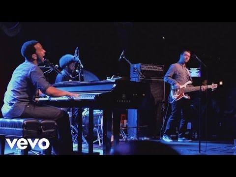 John Legend, The Roots - I Can't Write Left Handed (Live from Brooklyn Bowl)