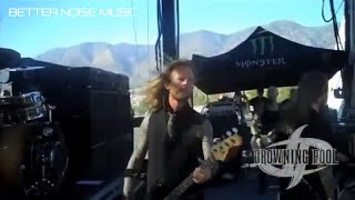 Drowning Pool performs BODIES at Ozzfest