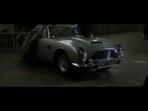 Aston Martin DB5 with 007