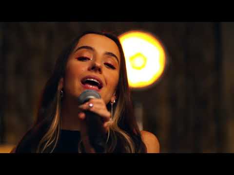 Piano Y Mujer - Hallelujah - Arthur Hanlon Ft Evaluna (Trailer)