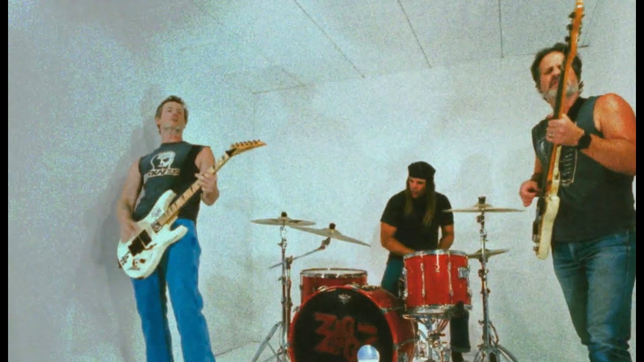 Zig Zags - Deadbeat At Dawn (Official Music Video) - YouTube