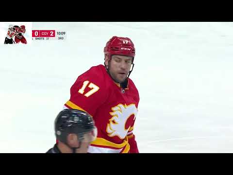 НХЛ. Лючич избил чернокожего хоккеиста.Milan Lucic drops the gloves with Smith, 13.03.2022.