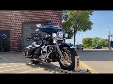 2012 Harley-Davidson Road King® Classic in Carrollton, Texas - Video 1