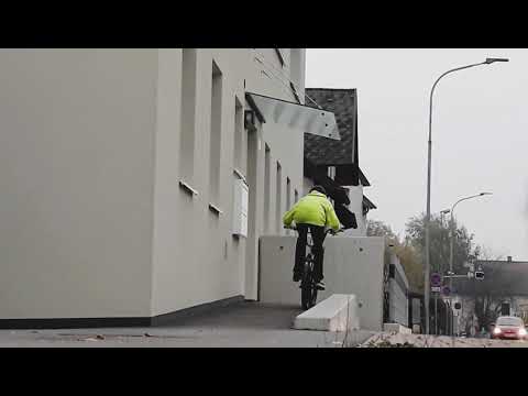 Street Riding on a cold day|FREECOASTER