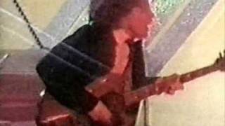 AC/DC- Beating Around The Bush LIVE