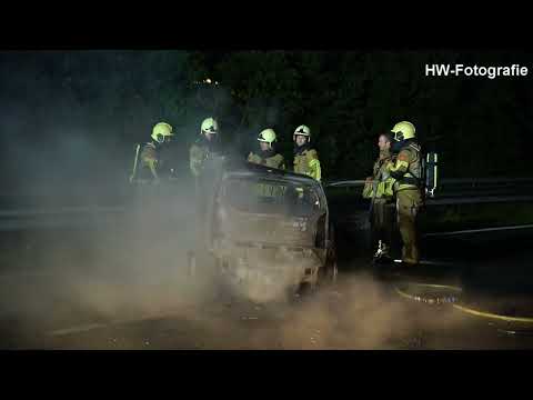 Autobrand na ongeval op A28 tussen De Lichtmis en Zwolle
