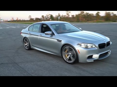 @VehicleVirals Pure Metal Silver F10 M5 1/50 receives an exotic tone w/Fi EXHAUST without tune
