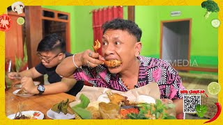 Download lagu Erick Estrada Kulineran di Warung Makan Ala Kampung Bu Jeki | MAKAN RECEH (31/03/26) mp3