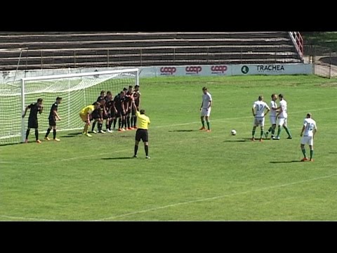 VIDEO: Kuriozita na topoľčianskom trávniku počas zápasu