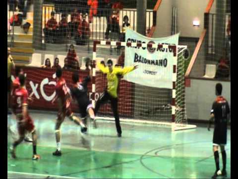 Momentos del Juanfersa Gijón Jovellanos contra el Ereintza Aguaplast de J13 de la DHP