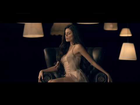 Mihaela Fileva - Posledni Dumi Lyrics and Spanish Subtitles