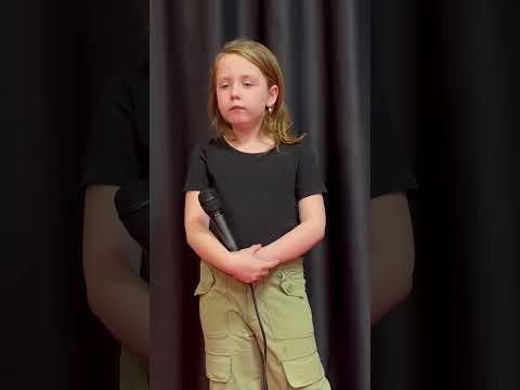 Hania Włodarczyk   8 lat - Piosenka Drewnianych Lalek