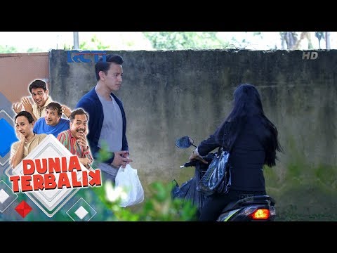 DUNIA TERBALIK - Makin Teriris Hati Tuti Melihat Cucu Dan Alex Sering Bertemu [23 Mei 2018]