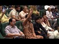 خود کو اظہار میں لانے کے لیے ہوتے ہیں (ردیف .. ے)