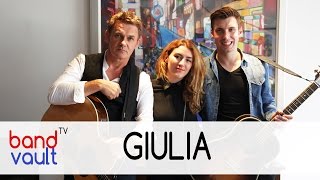 Giulia - Radio Junky (@giuliamymusic)