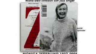 Kadr z teledysku Bedårande sommarvals tekst piosenki Monica Zetterlund