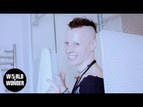 Divina de Campo: Keep Calm and Meet the Queens