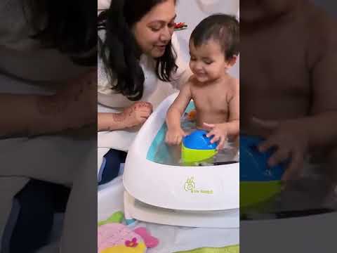 R for Rabbit Bubble Double Baby Bath Tub