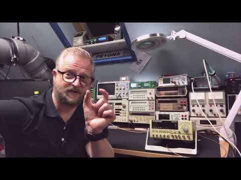 #070 Peaktech 4085 / Metex MXG-9810A - 2.7GHz Counter and 15 MHz Generator