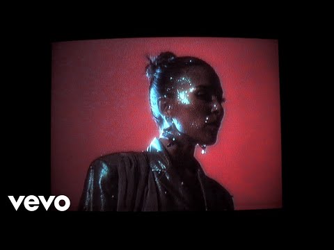 Camden Cox - Shivers (Visualiser)