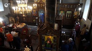 Десетки смолянчани се помолиха в деня на Св. Петка Българска