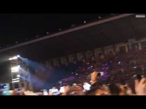 140322 Stadium @ HEC in Vietnam - SNSD - Wait A Minute [Fancam]
