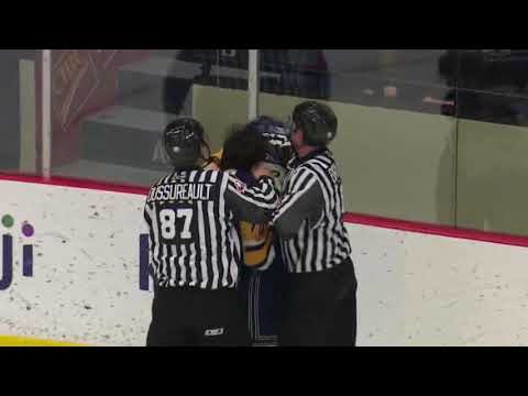 Mikael Robidoux vs Jaxon Bellamy
