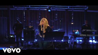 Avril Lavigne “Dumb Blonde” (Live from Honda Stage at Henson Recording Studios)