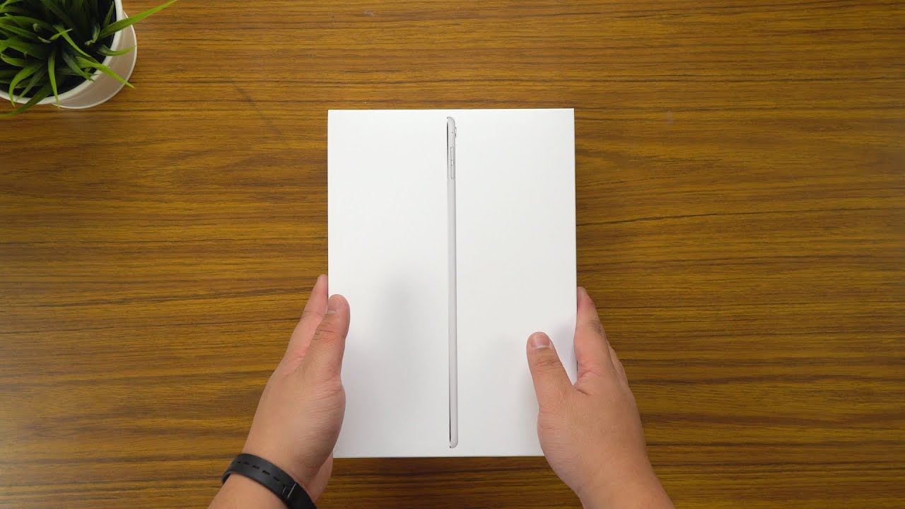 Apple iPad Pro 9.7" 128GB Silver WiFi | Unboxing