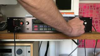 Video thumbnail for Akai S612 by Gear Geek