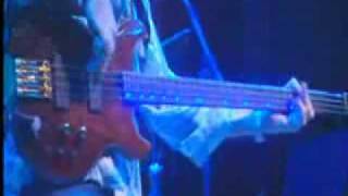 Mark King live at the Jazz Café [Mr Pink bass solo]