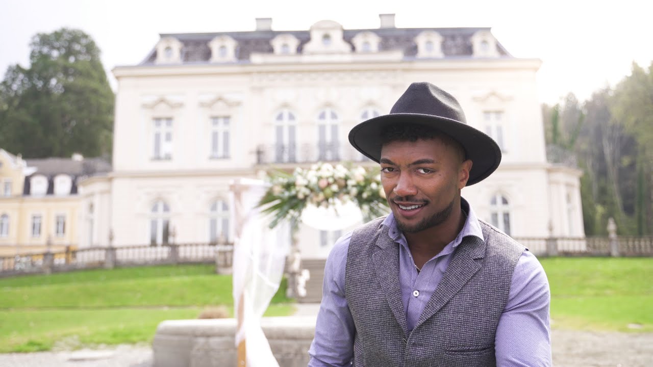 © Moreland - Your High Energy Show Band Moreland - Your High Energy Show Band