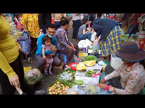 Life In Asian Market - Foods And People Activities - Cambodian village Life In Phnom Penh Market