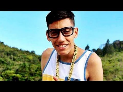 MC MENOR DA VG MC PHE CACHORREIRA E MC FLAVINHO - BAGULHO SERIO ( DJ CARLINHOS DA S.R )