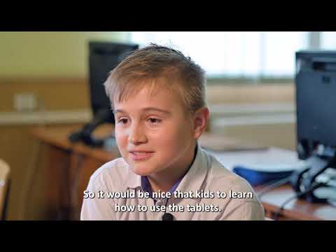 School in a Box in Râciu, Mureș County