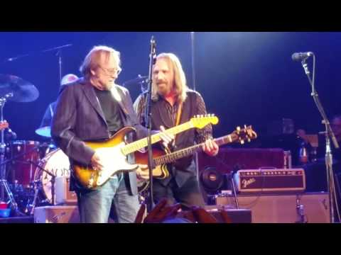 Mudcrutch and Stephen Stills  - The Wrong Thing To Do