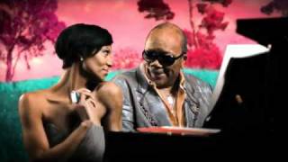 YouTube - Quincy Jones - Strawberry Letter 23 ft. Akon.flv