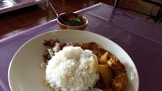 Eating weird food in Myanmar (Burma)