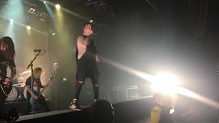 Bury tomorrow Live Knife Of Gold