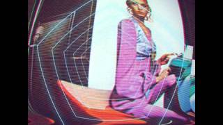 Com Truise - Iwywaw ( Teeel Remix )